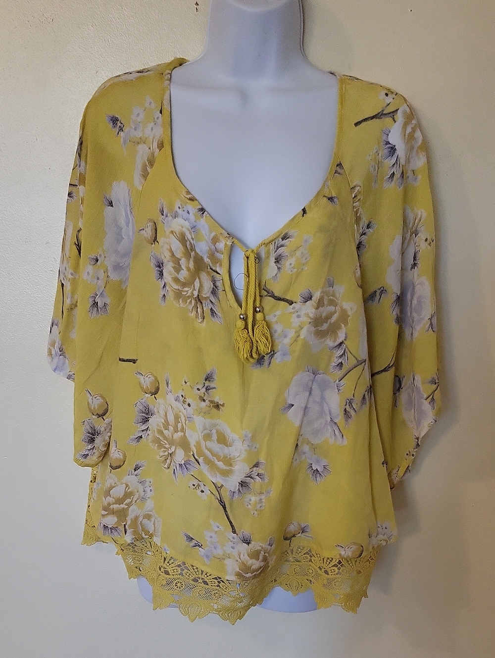 Unique Spectrum Yellow Floral Tassel V-Neck Tunic